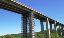 Напредва рехабилитацията на моста над река Бели Лом при село Писанец