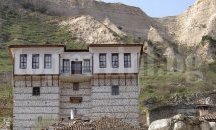 „Биволъ“: Парите за къщи за гости отивали за зъболекарски кабинети, барове и автомивки