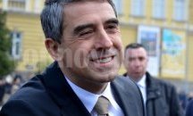 Въвеждането на еврото е стратегическа задача, каза Плевнелиев
