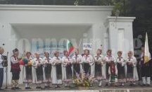 Хора с увреждания от страната пеят и танцуват на фестивал в Разград