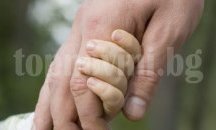 В Бургас показват безплатно вълнуващ филм за осиновяването