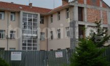 Укрепват сградата на Математическата гимназия в Казанлък