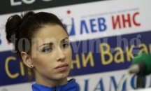 Оперирали са успешно гръбнака на Цветелина Стоянова