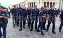 Политиците си затвориха очите за бежанците и ни оставиха да се оправяме сами, казват полицаи от цяла Европа