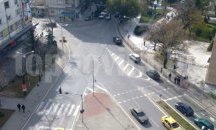 Кръгово кръстовище отпушва трафика в центъра