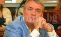 Токът за бита трябва да поскъпне, според Богомил Манчев