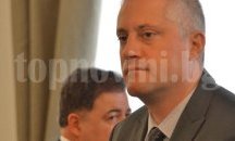 СДС разчете криза на лидерството за сметка на бюрокрацията в Брекзита