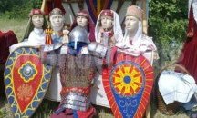 Игри, битки и автентични занаяти представят на "Средновековен панаир Асеновград"