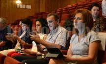 Общинските съветници тестваха новата електронна система за провеждане на сесиите
