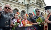 "Нощните вълци" са горди, че ги наричат "Вълците на Путин" (снимки)