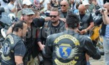 Недопустимо е "Нощните вълци" да бъдат допускани в България, коментира Асен Генов