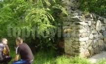 Реставрират средновековен храм