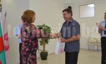 Наградиха казанлъшки топ полицай