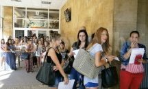 Започнаха кандидатстудентските изпити в Шуменския университет
