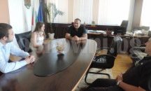 Двама студенти започнаха стаж в Областна администрация Разград