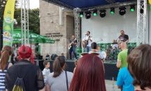 Бира и футбол на площад "Македония"