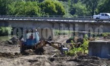 Почистват близо километър брегова ивица на Янтра във Велико Търново