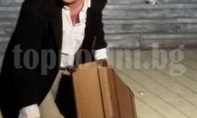Две международни награди спечели театърът в Казанлък