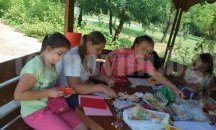 Великденски базар "Да оцветим мечтите и възкресим Надеждата" организира сдружение "Сияйна зора"
