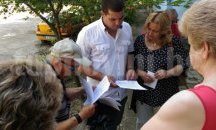 Общината да следи по-стриктно за изоставени автомобили, зове „старейшина“ в Русе