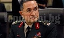 Командаващият Трета турска армия е задържан, друг генерал е убит