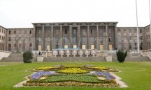 Евакуират сградата на турския парламент заради заплаха за нападение