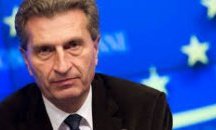 Йотингер: Целият ЕС трябва да помогне на страните, приемащи мигранти