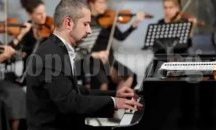 Веско Стамболов на сцената на музикалния фестивал днес