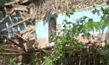 Мълчалив протест на миряни пред църквата в Черноземен, няма литургия
