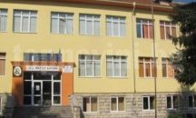 Ръководството на Базовото училище в Шумен с идея да украси школото с образи на възрожденци