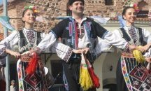 Фолклорна фиеста се завихря от днес във Варна