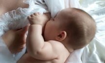 Кърменето засилва устойчивостта на бебетата към стрес