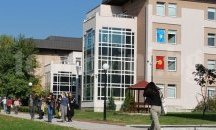 Отличиха математици в Американския университет