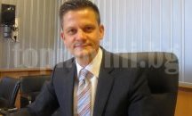 Димитър Маргаритов открива информационен щанд на КЗП в Бургас