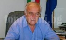 Пак върнаха делото срещу кмета на Павел баня за плажа