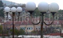 Вандали изпотрошиха уличните лампи в Созопол