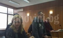 Обвиненият в убийство на родителите си Венцислав Караджов остава окончателно в ареста