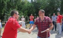 Младежи от БСП събраха пари за операция на старозагорско момченце