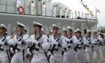 Връчват офицерски пагони на випускниците на ВВМУ