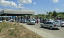 Хиляди гастарбайтери не си плащат глобите на пътя