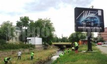 Мащабно почистват зоните около реките в Сливенска община