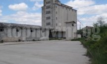 Отново вадят на тезгяха зърнобазата в Тодор Икономово за 1.5 милиона лева