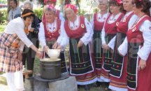 Поредица кулинарни празници подготвят в Лясковско