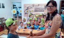 Малки и големи се забавляват в музея в Добрич през лятото