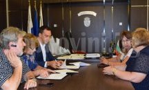 Общината поема таксите на 60 студенти в Бургас