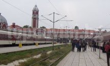 Отменят влакове от Варна, други закъсняват с часове