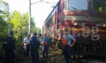 Влак с въглища отново дерайлира и разруши част от жп линия