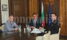 Почетоха паметта на загиналите при трудови злополуки работници от област Разград