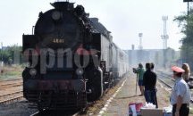 Парният локомотив Баба Меца мина през Хасково