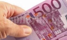 Излъгаха с фалшиви евро продавач в Чирпан